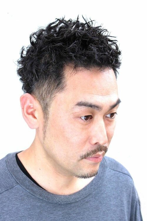 ２ブロックのツイストピンパーマ（ARATA）