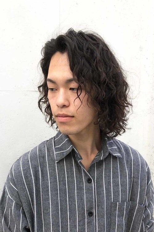 メンズのスパイラルパーマ・メンズパーマは代官山のラブロックへ。コーンロー、ドレッド、ブレイズ、エクステなどの特殊系ヘアーもおまかせ。