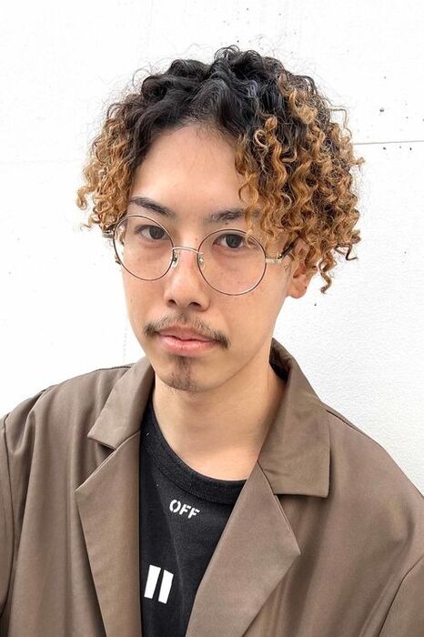 画像2182：スパイラルパーマ・くるくるセット・グレージュ・ナディア