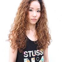 画像2438：スパイラルパーマ・くるくるセット・グレージュ・ナディア