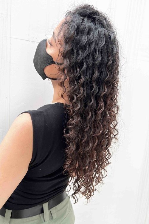 スパイラルパーマ.パーマ.外国人風パーマ.ロングヘアのスパイラルパーマです！