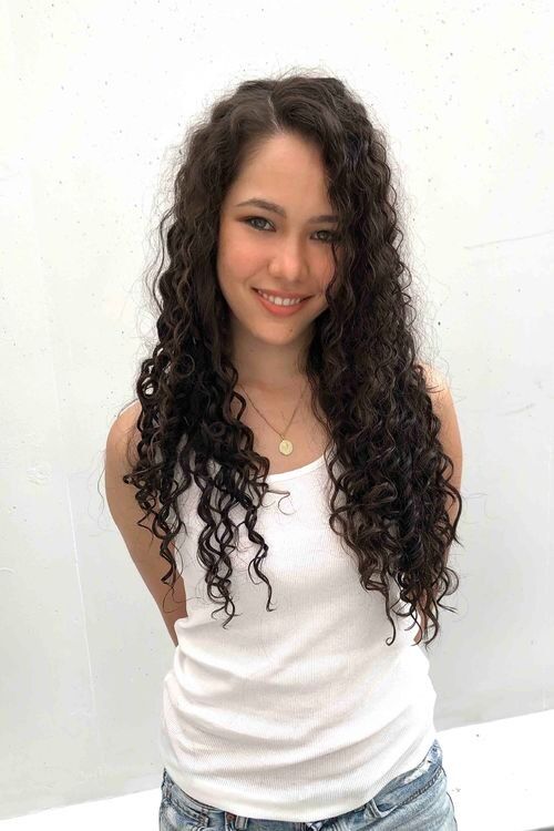 ロングヘアーのスパイラルパーマは 代官山・渋谷・中目黒から近い美容室 美容院ラブロックへ。