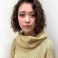画像2452：スパイラルパーマ・くるくるセット・グレージュ・ナディア