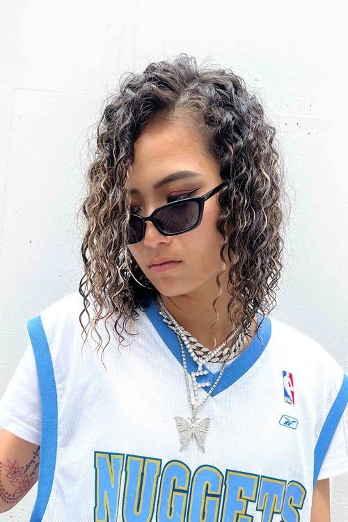 ボブヘアのスパイラルパーマ・spiralperm・ハイライト・前下がりボブ