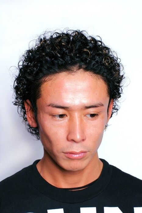 画像2520：スパイラルパーマ・くるくるセット・グレージュ・ナディア