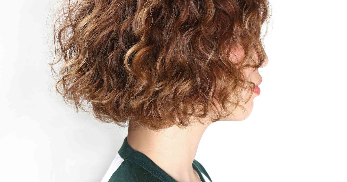 Short bob loose spiral perm, Spiral perm